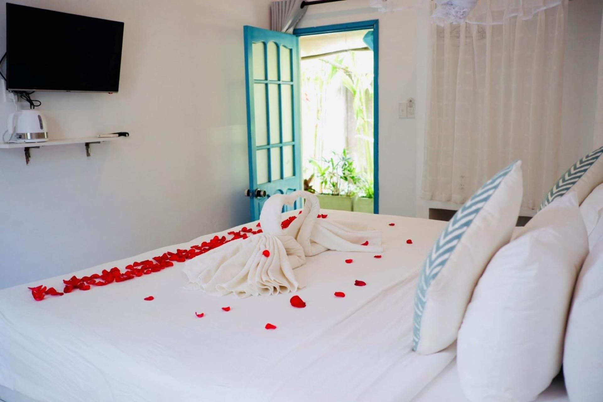 Wanderlust - Beach Side Hoi An An Ban Экстерьер фото